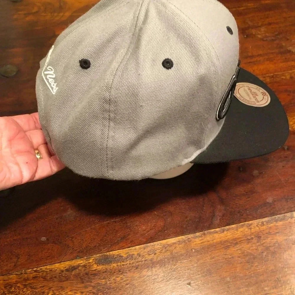 Mitchell & Ness LA Clippers SnapBack Hat - Picture 4 of 9